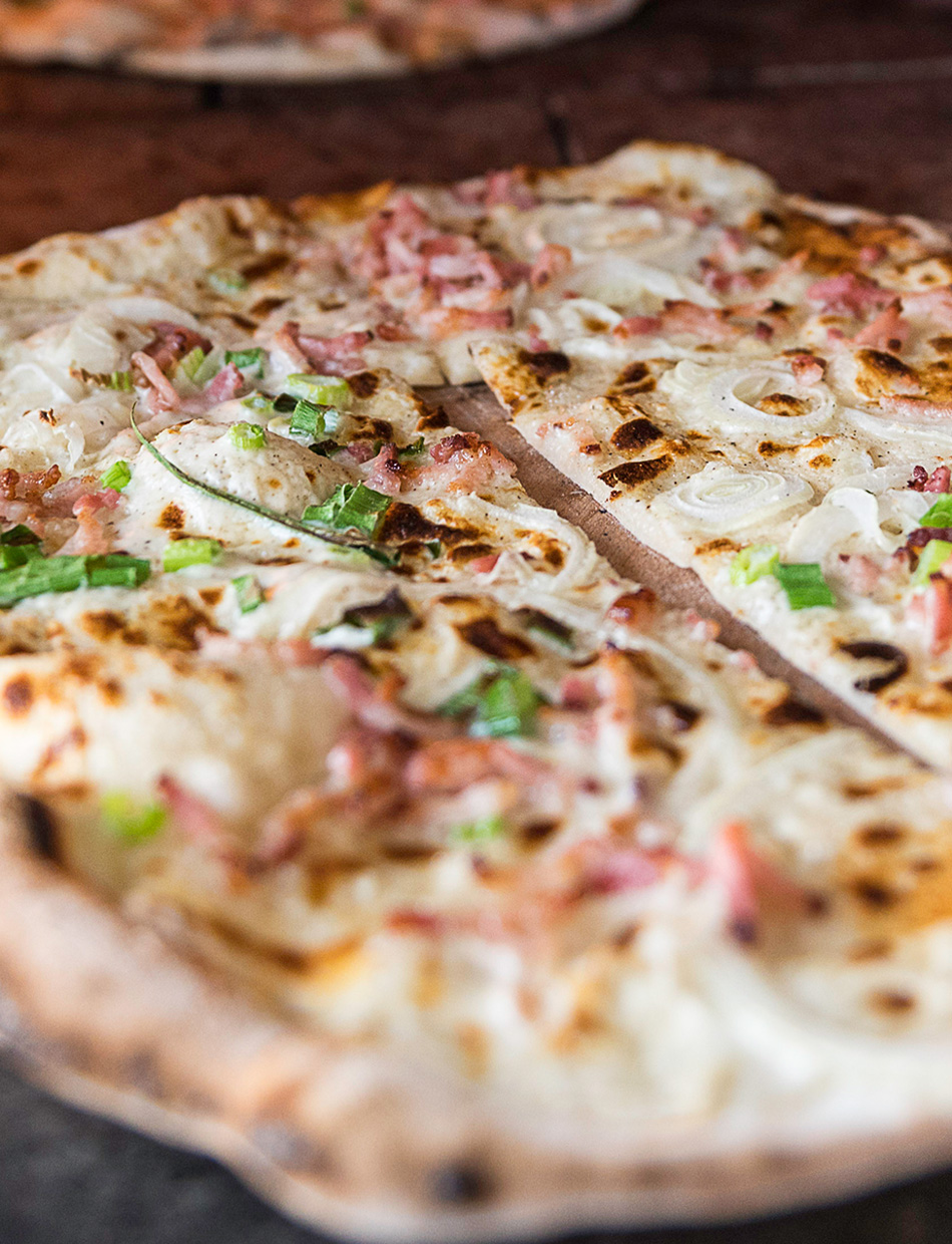 pizza-cotta-al-forno-country-house-il-carraio